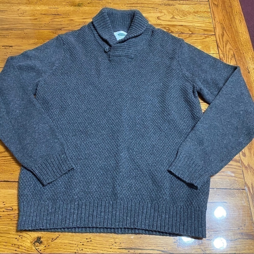 OLD Navy Men’s Grey Sweater Size Medium NWT